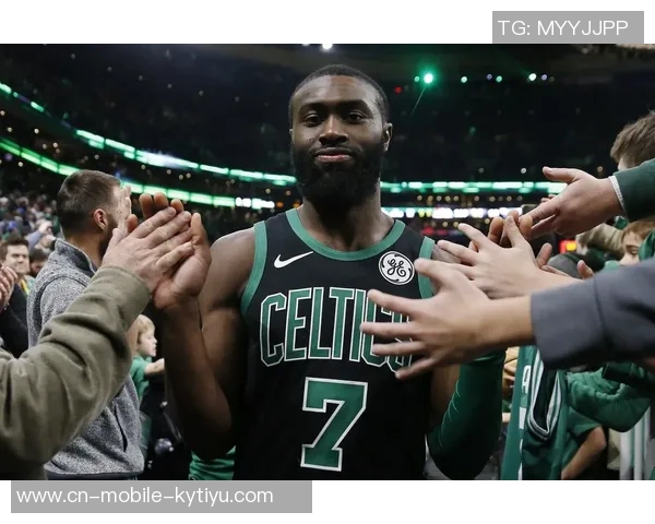 杰伦布朗生涯最佳赛季连续8场30分表现距离队史纪录仅差一场